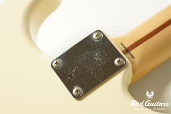 ST-STD - Vintage White